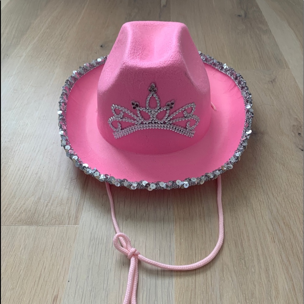 🛑SOLD🛑 on Depop Pink light up child size cowboy